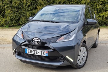 Toyota Aygo 1.0 69KM / 2016 / Tempomat / Klima / Radar / Asystent Pasa