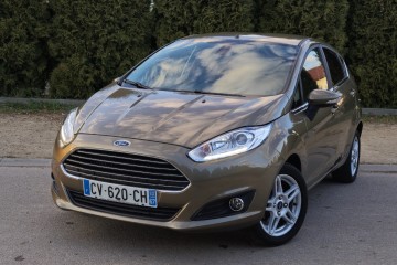 Ford Fiesta MK7 LIFT 1.0 101KM / 2013 / NAVI/ PDC / Tempomat /